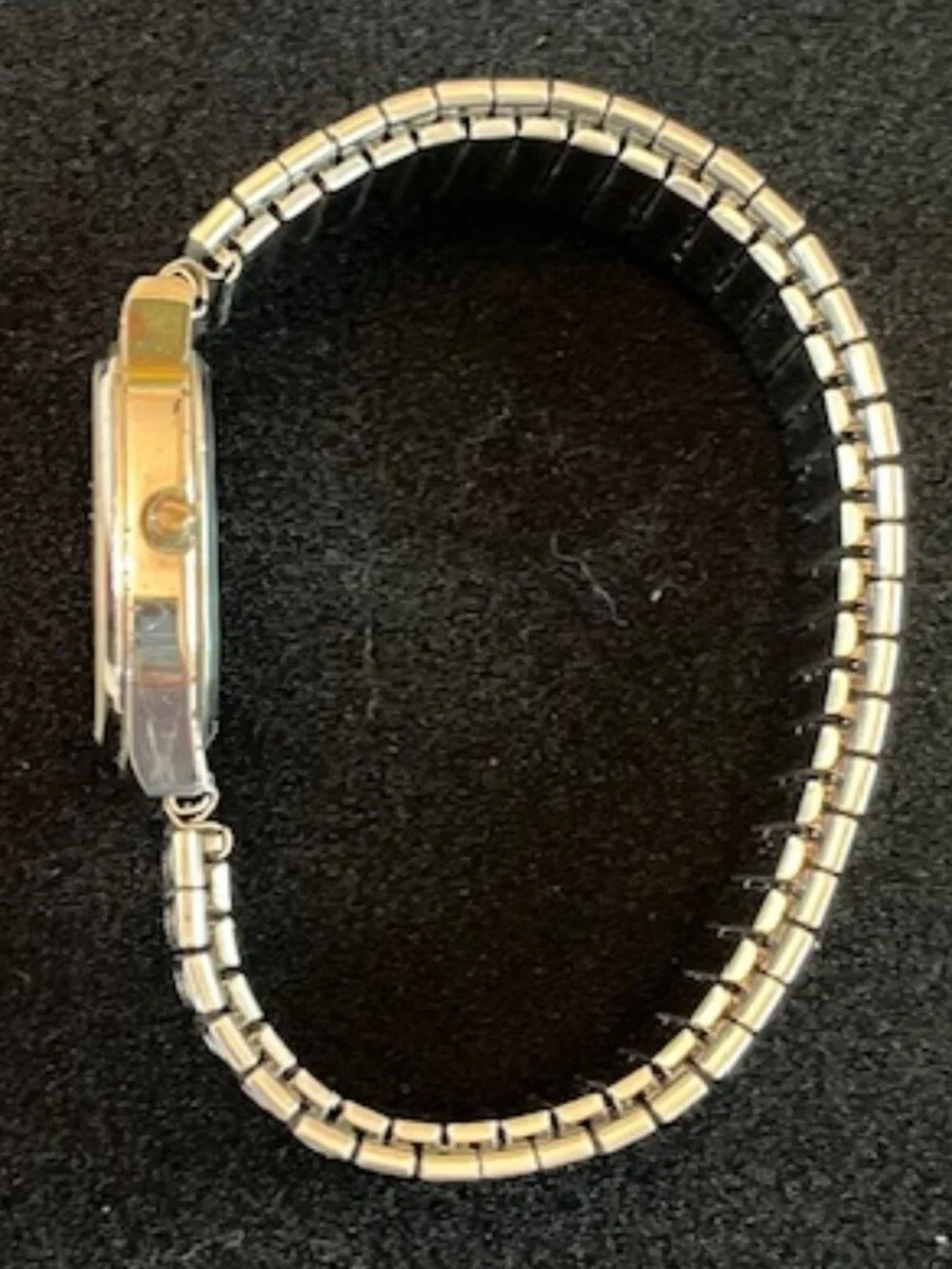ARMITRON | Silver-tone Steel Stretch Band Men's Watch Classic-NEW Battery